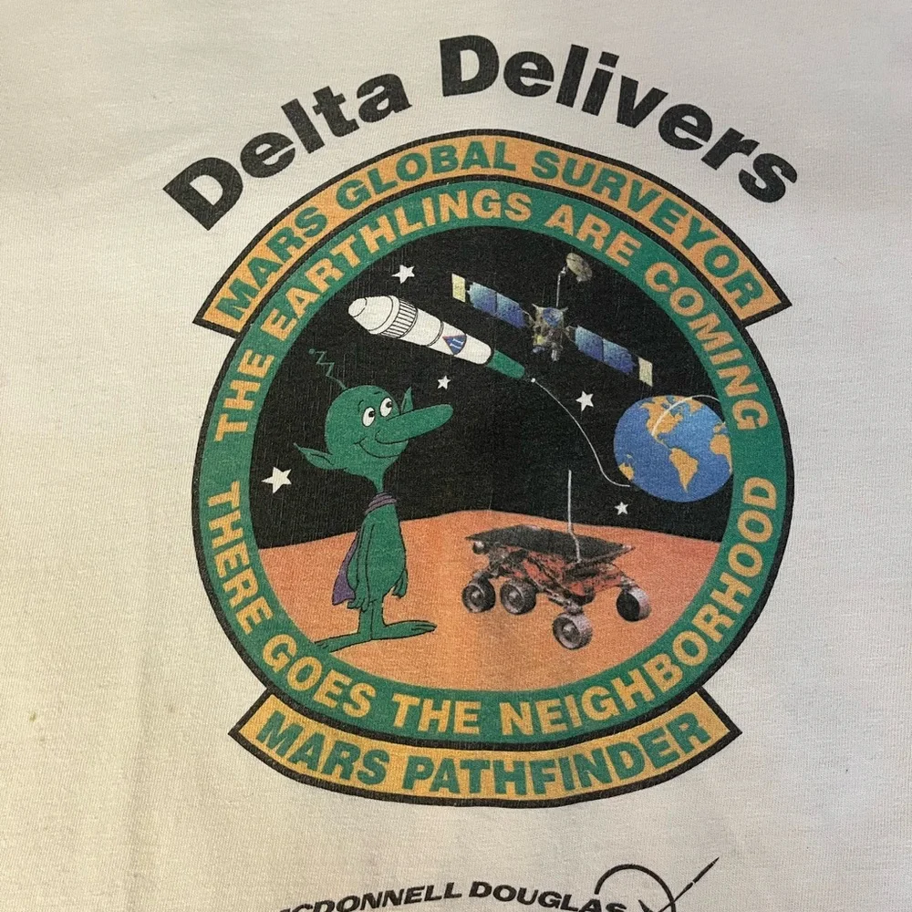 VTG 90s 1996 1997 Mars Pathfinder T-Shirt Delta Delivers McDonnell Douglas NASA - Picture 2 of 14